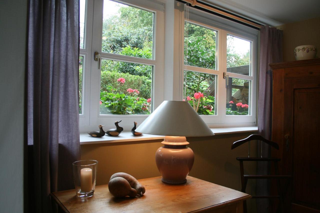 Landhaus In Idyllischer, Ruhiger Lage Und Flughafennaehe Ratingen Ngoại thất bức ảnh