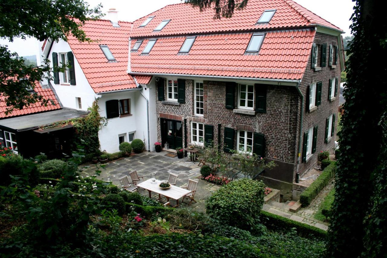 Landhaus In Idyllischer, Ruhiger Lage Und Flughafennaehe Ratingen Ngoại thất bức ảnh